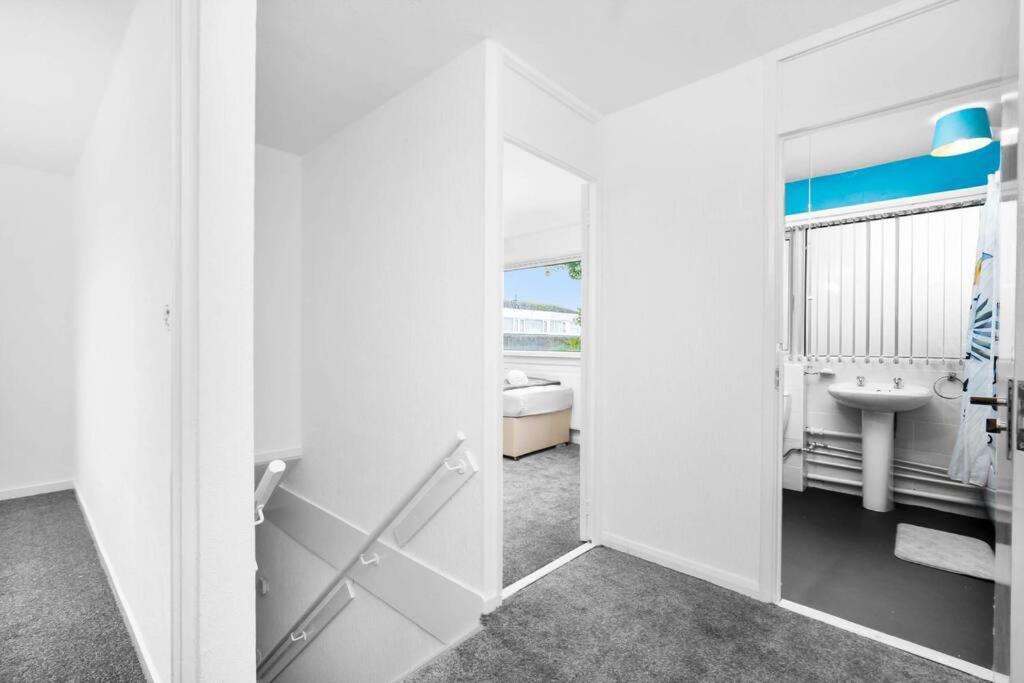 Villa Jlr,Nec,B'Ham Airport,Entire House,Wi-Fi,Netflix Birmingham Esterno foto